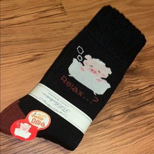 NWT super cute socks 🧦 Piggy 🐷 Relax...